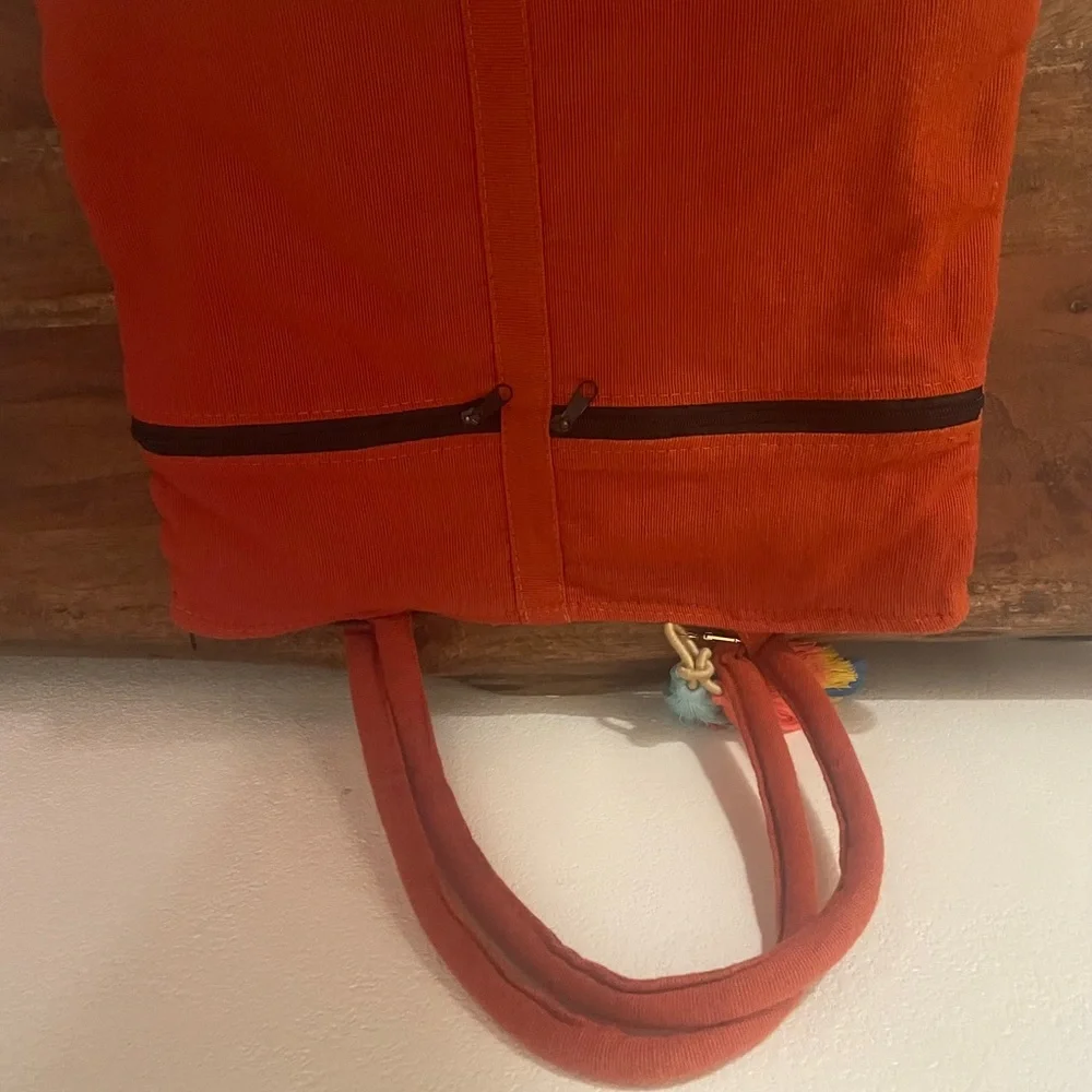Artisan Boho Mexican Embroidered Large Zippered Tote Bag with Tassel Charm - Picture 9 of 11